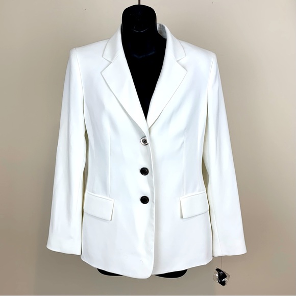 kaspar Jackets & Blazers - NWT Kasper Ivory Career blazer , Size 6P